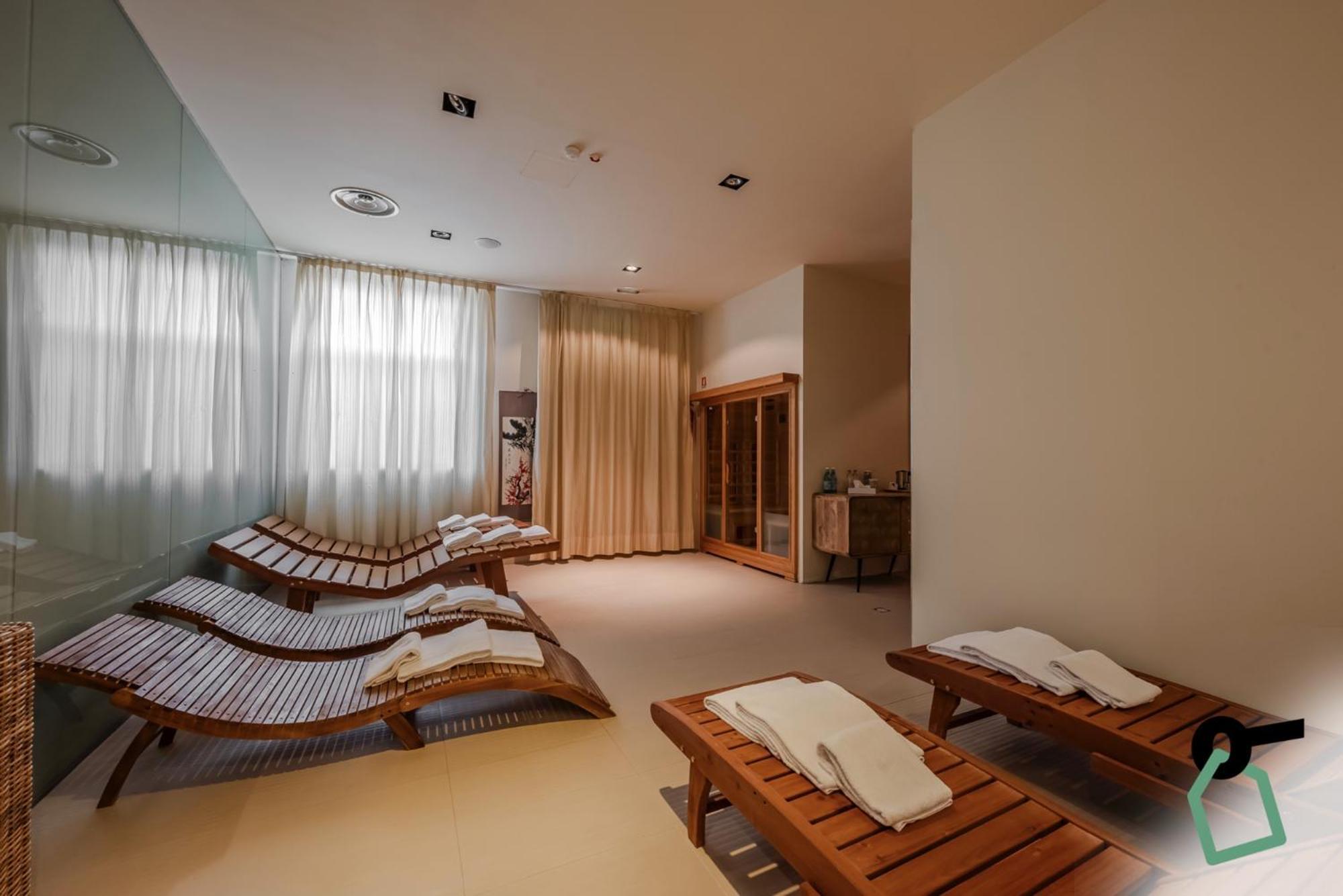 Hotiday Room Collection - Mediterranee Alassio Exterior photo